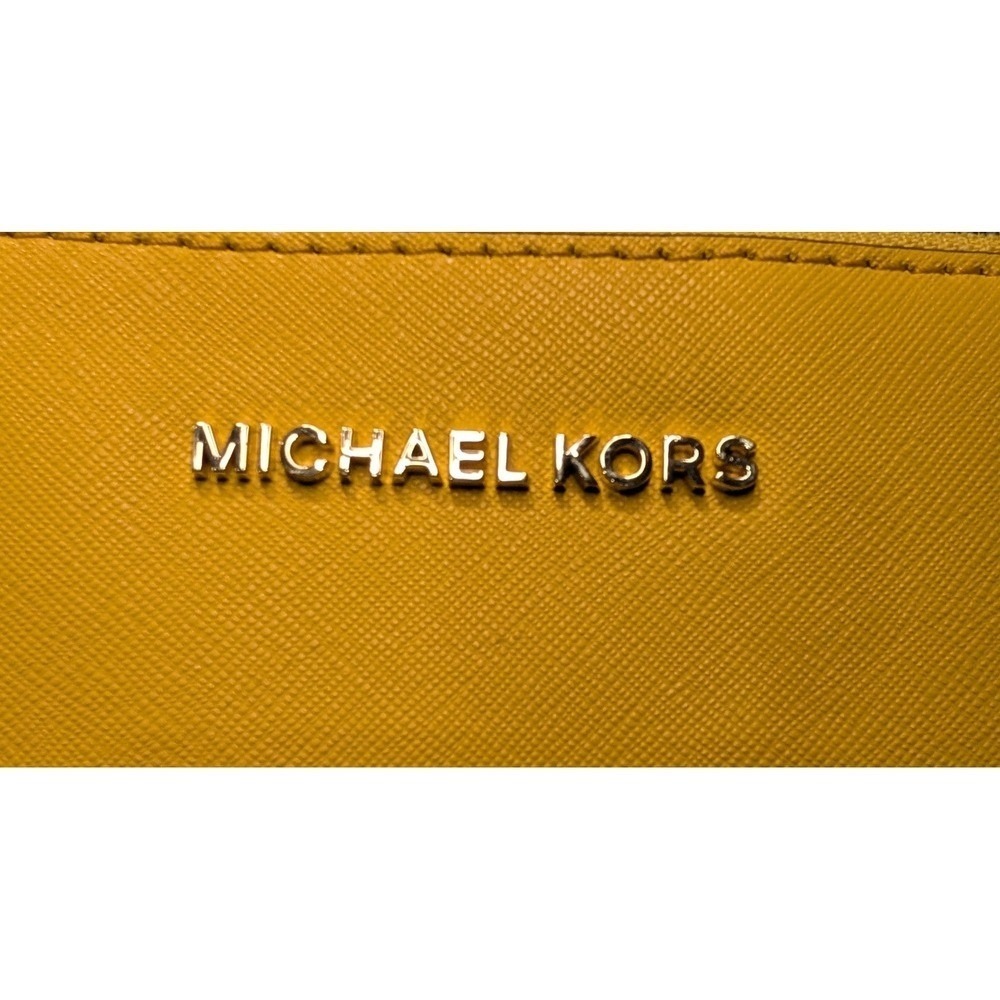 Michael Kors Yellow Leather Dome Crossbody‎ Gold Bag Chain Strap - Picture 4 of 11